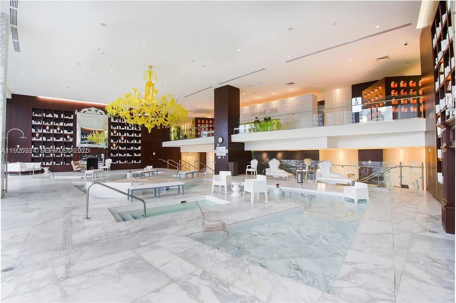 495 Brickell Ave # 3304