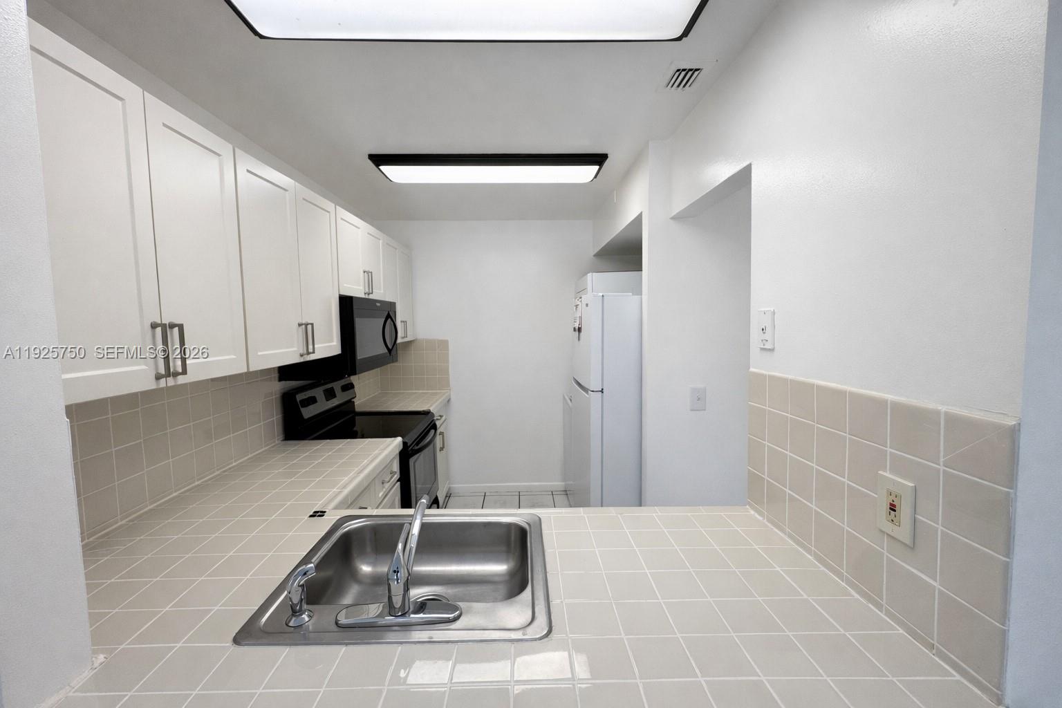 14851 SW 104th St # 21 Unit: 11-21