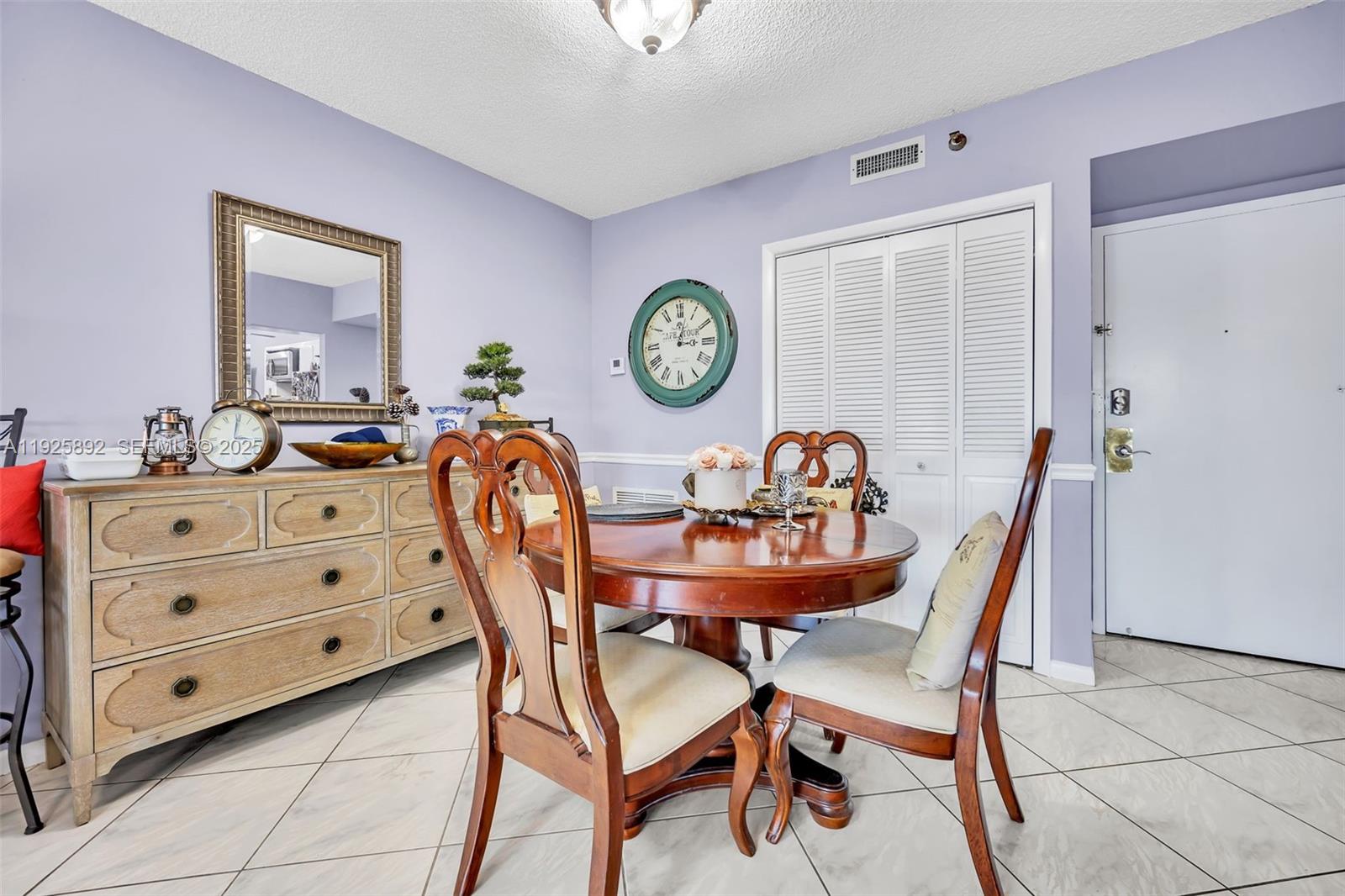 3850 Washington St # 409