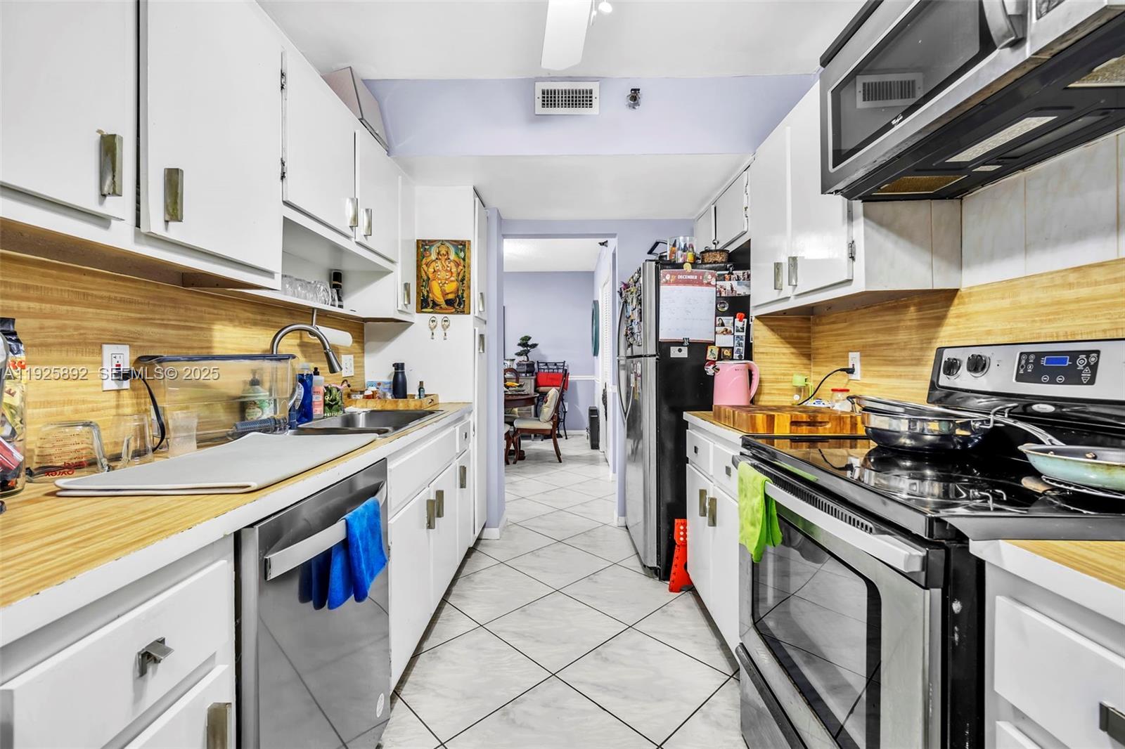 3850 Washington St # 409