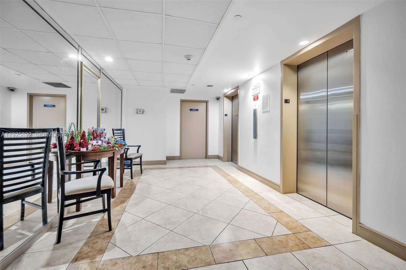 3850 Washington St # 409