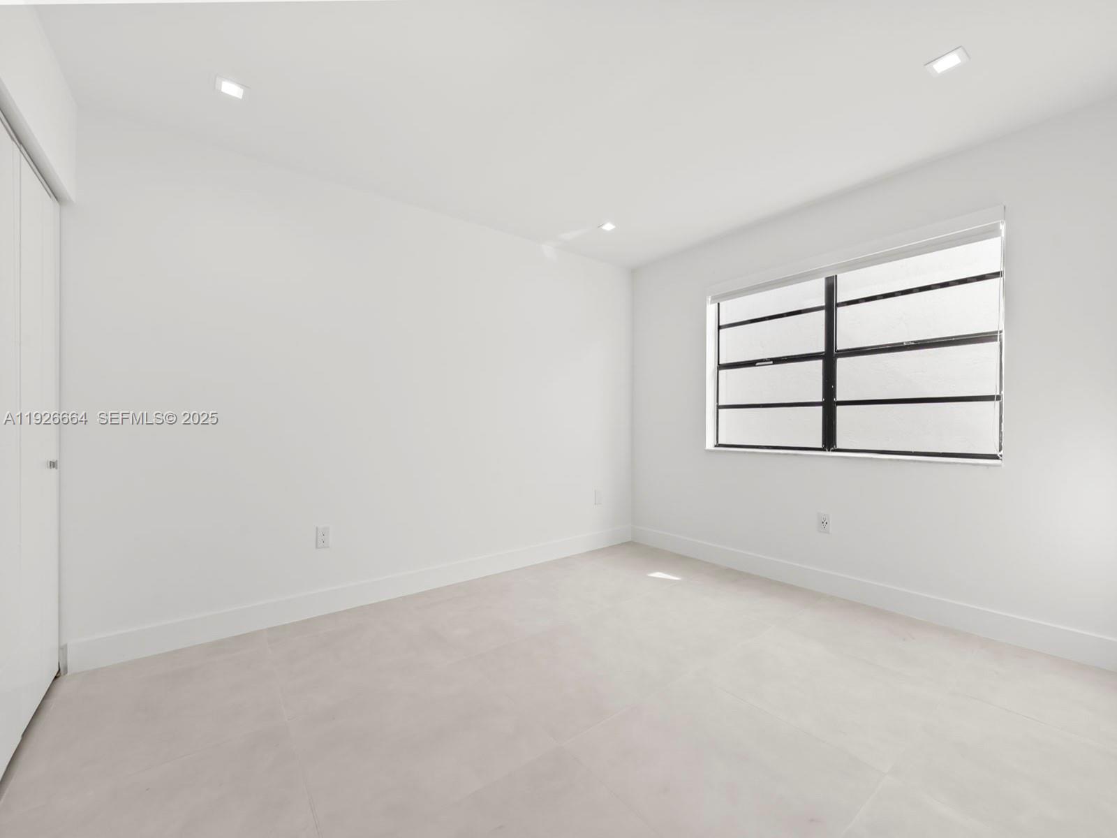 6885 NW 169th St # 66D