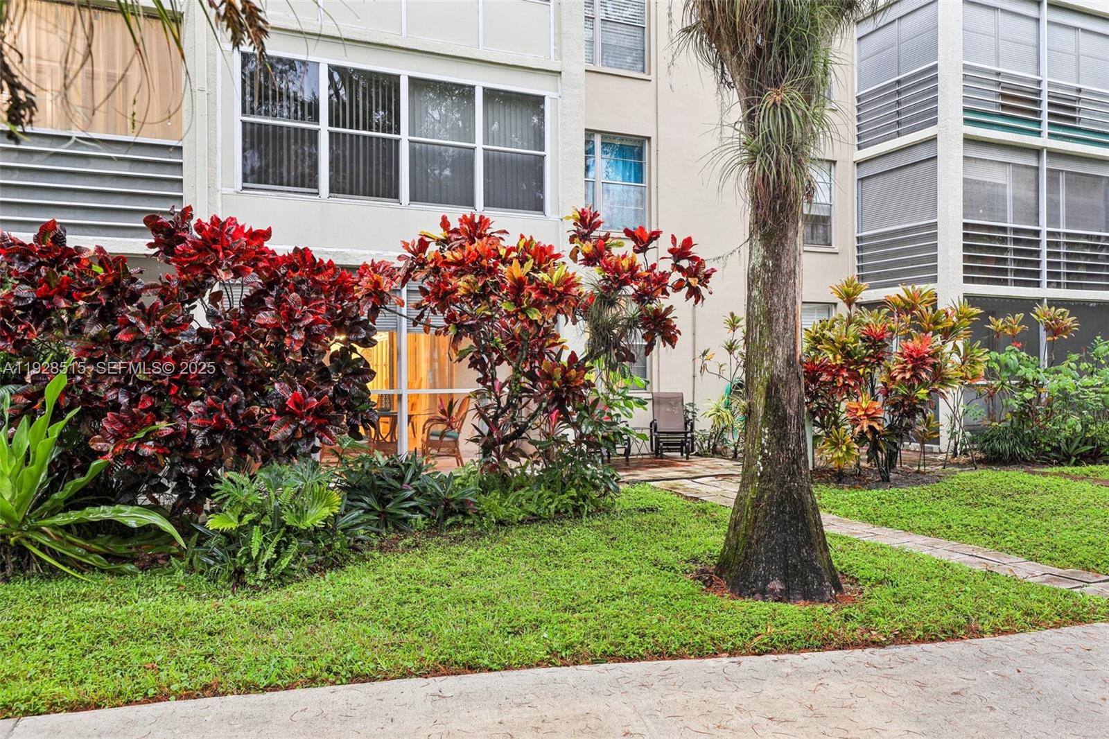 2900 NW 48th Ter # 115