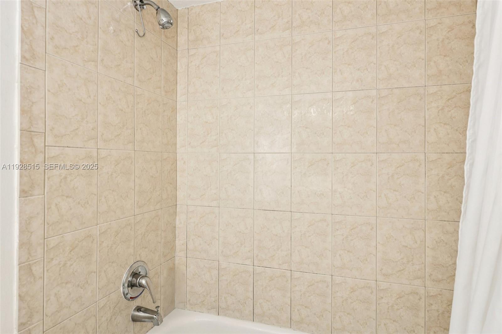 2900 NW 48th Ter # 115