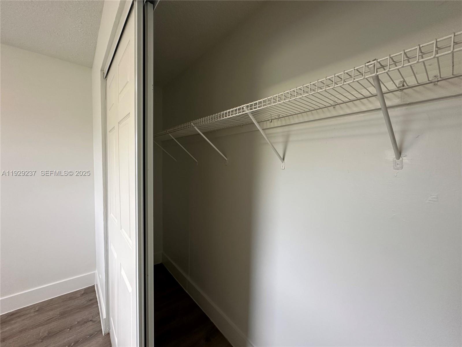 2500 Johnson St # 14