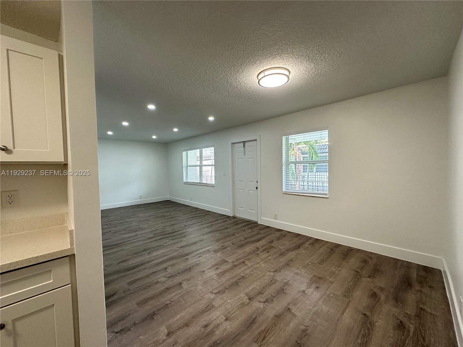 2500 Johnson St # 14