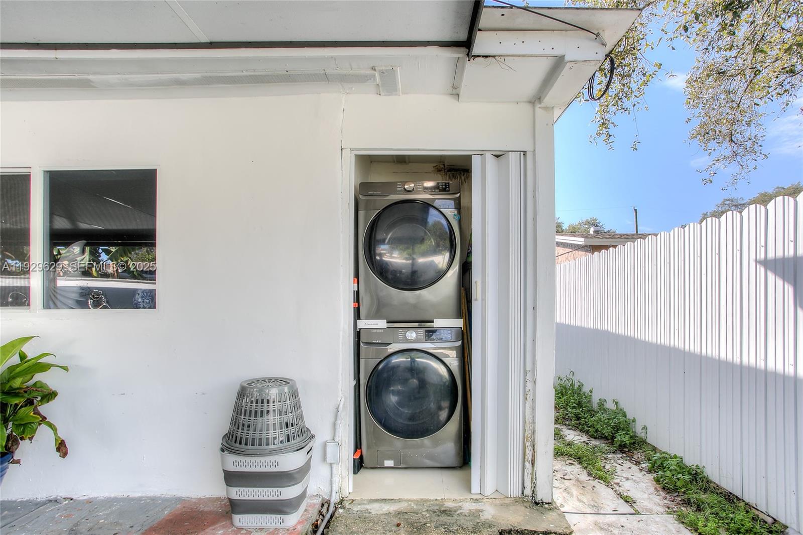 3119 NW 169th Ter