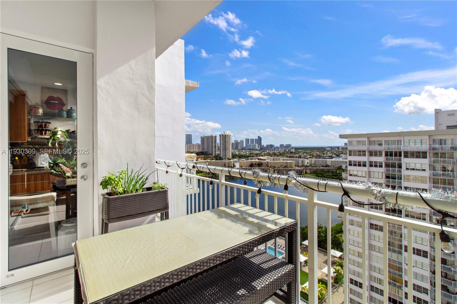 18061 Biscayne Blvd Unit: PH01