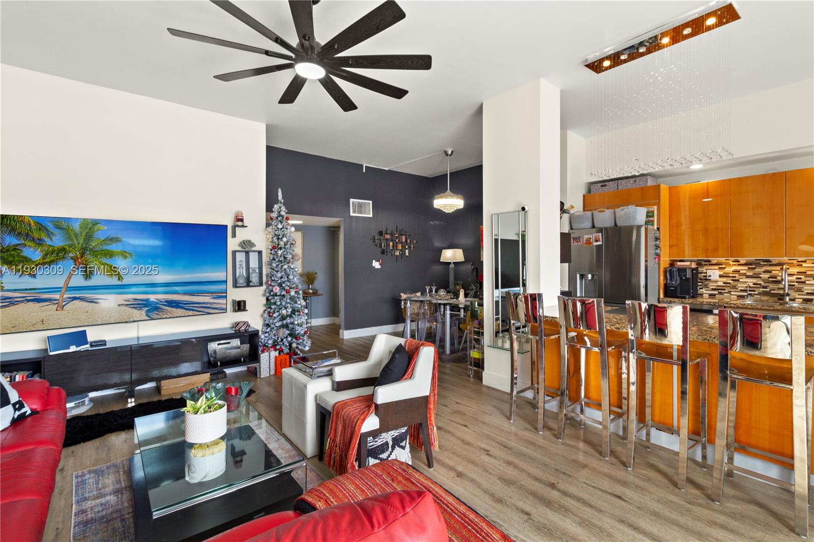 18061 Biscayne Blvd Unit: PH01