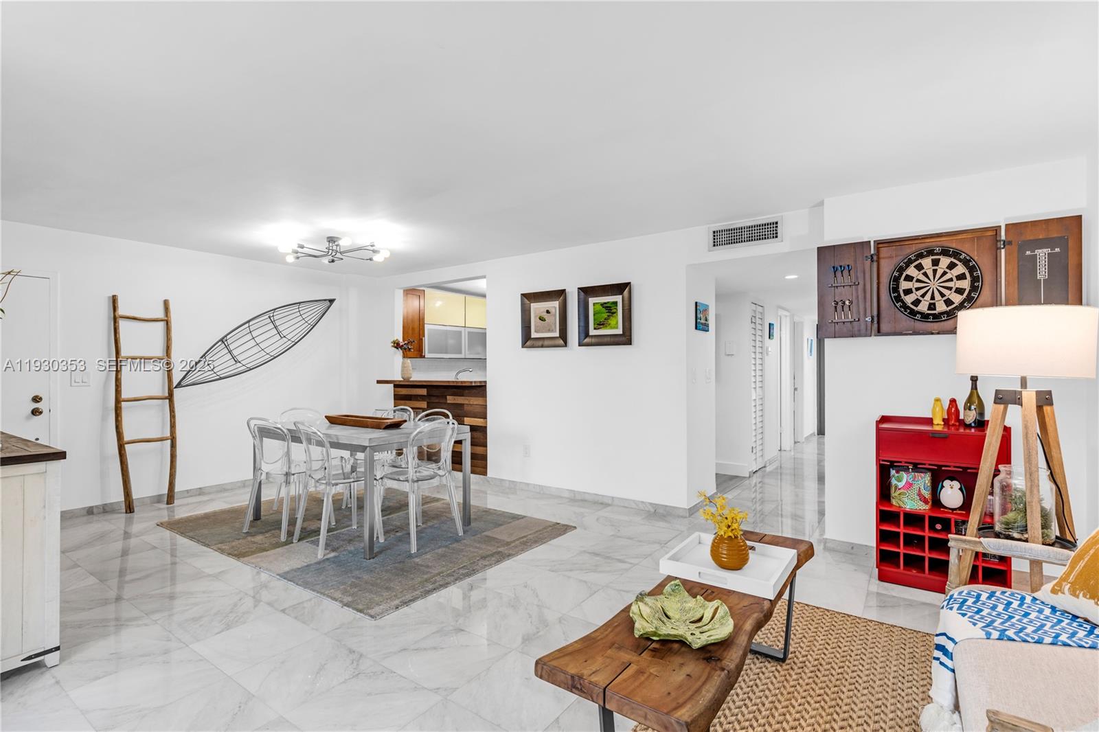 5845 Collins Ave # 201