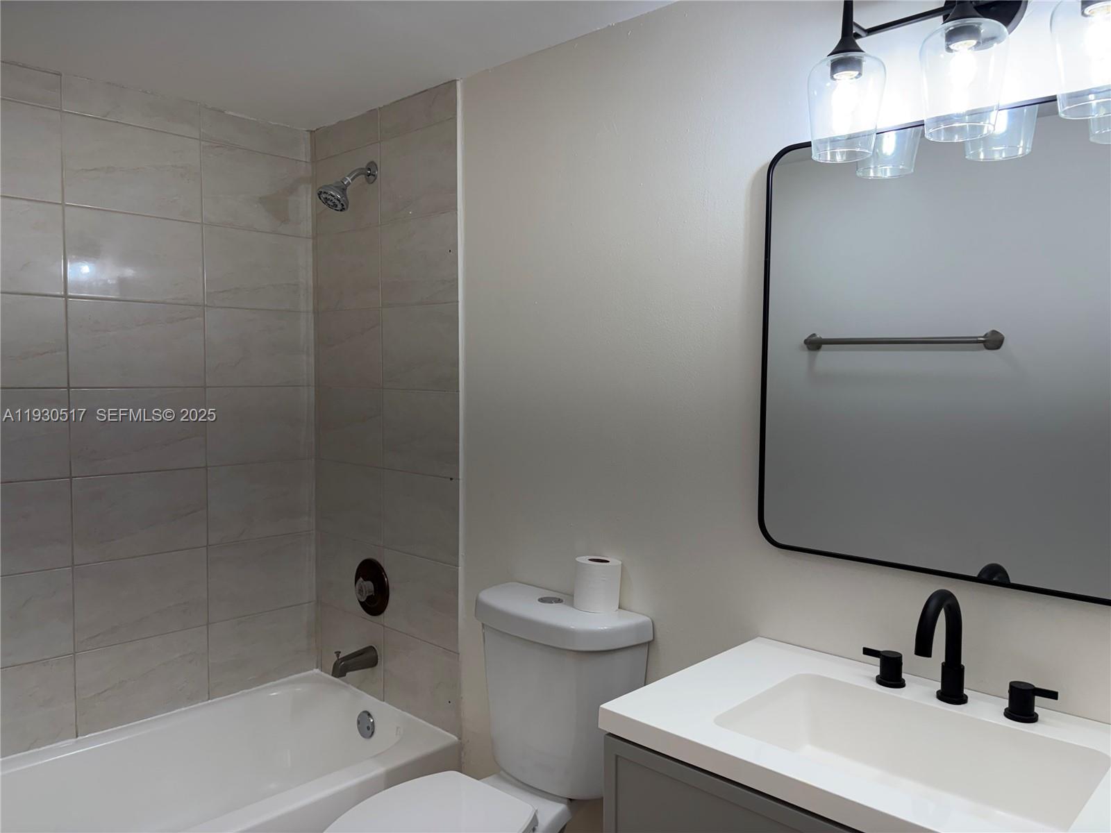 5550 NW 44th St # 414B