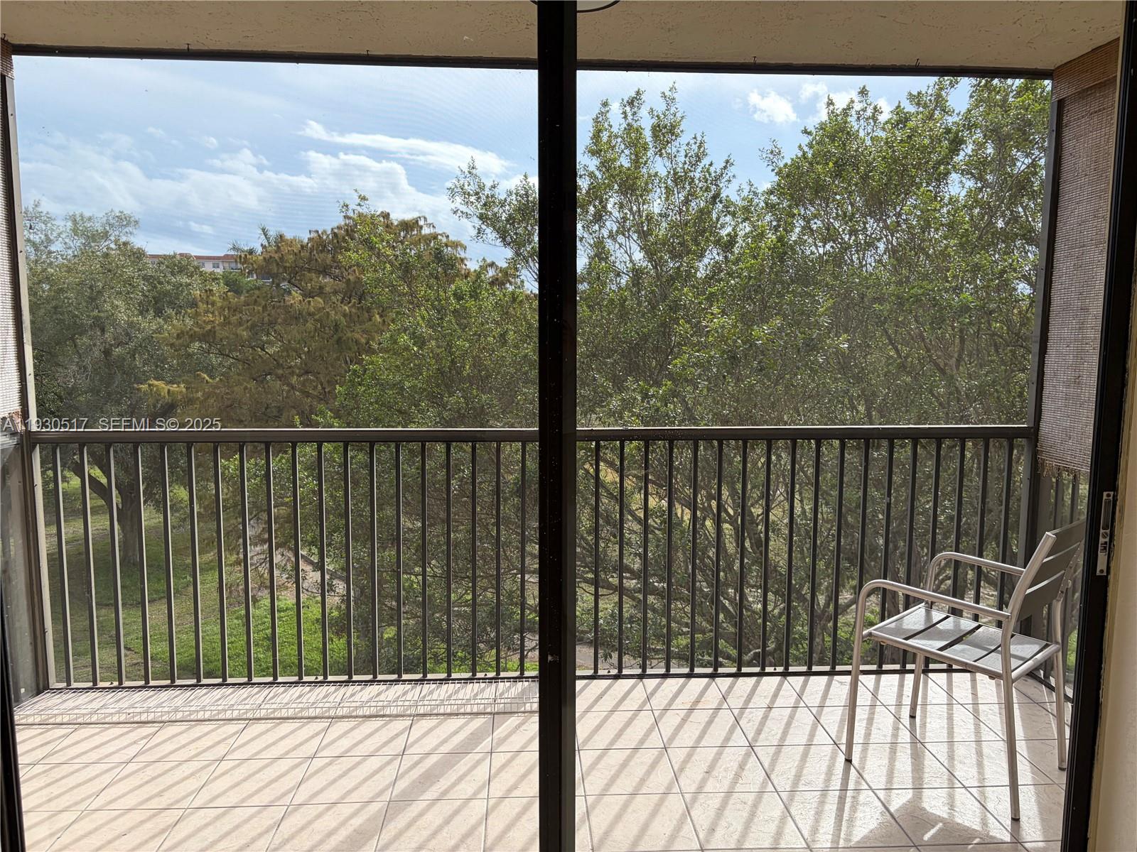 5550 NW 44th St # 414B