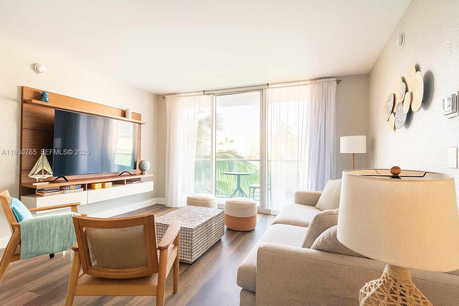 4001 S Ocean Dr # 3R