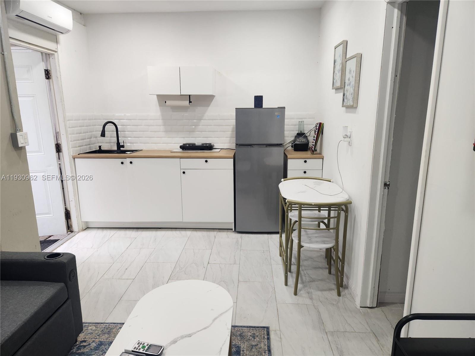 1385 NE 133rd St Unit: -