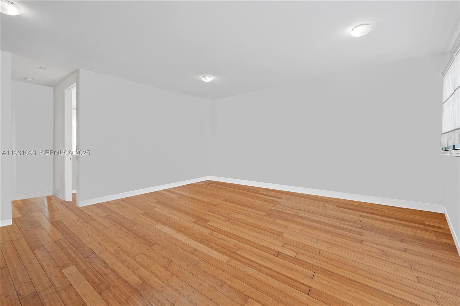 7950 Tatum Waterway Dr # N18