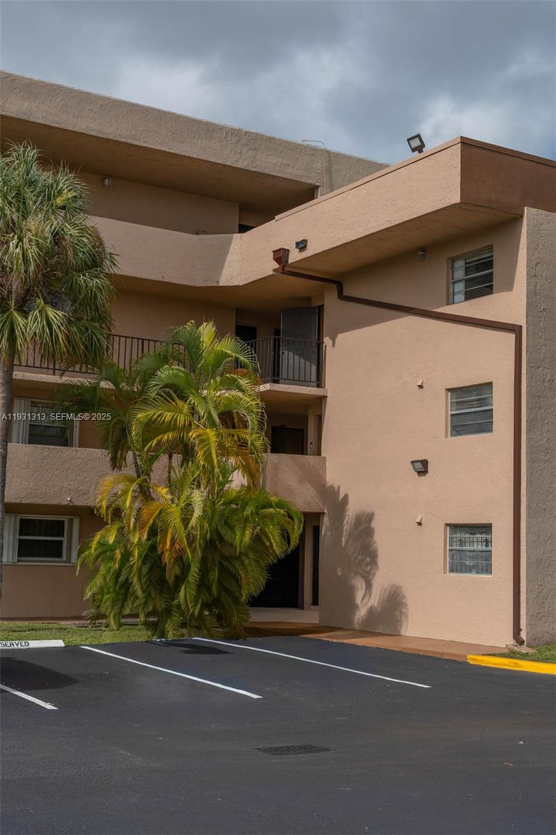 706 NW 87th Ave # 212