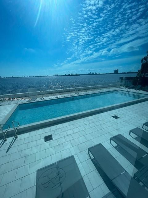 700 NE 25th St # 1504