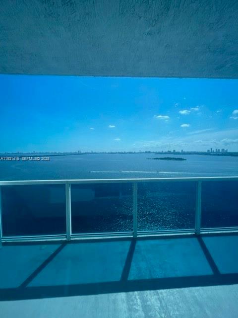 700 NE 25th St # 1504