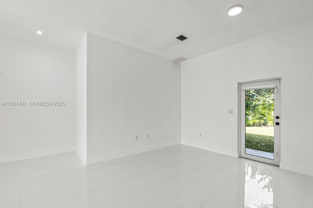 755 NW 83 ST