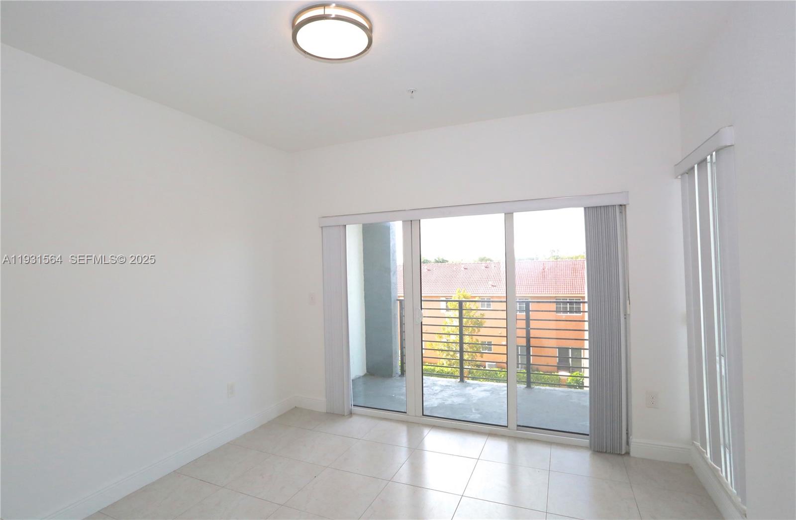 6151 NW 182nd Ln # 301