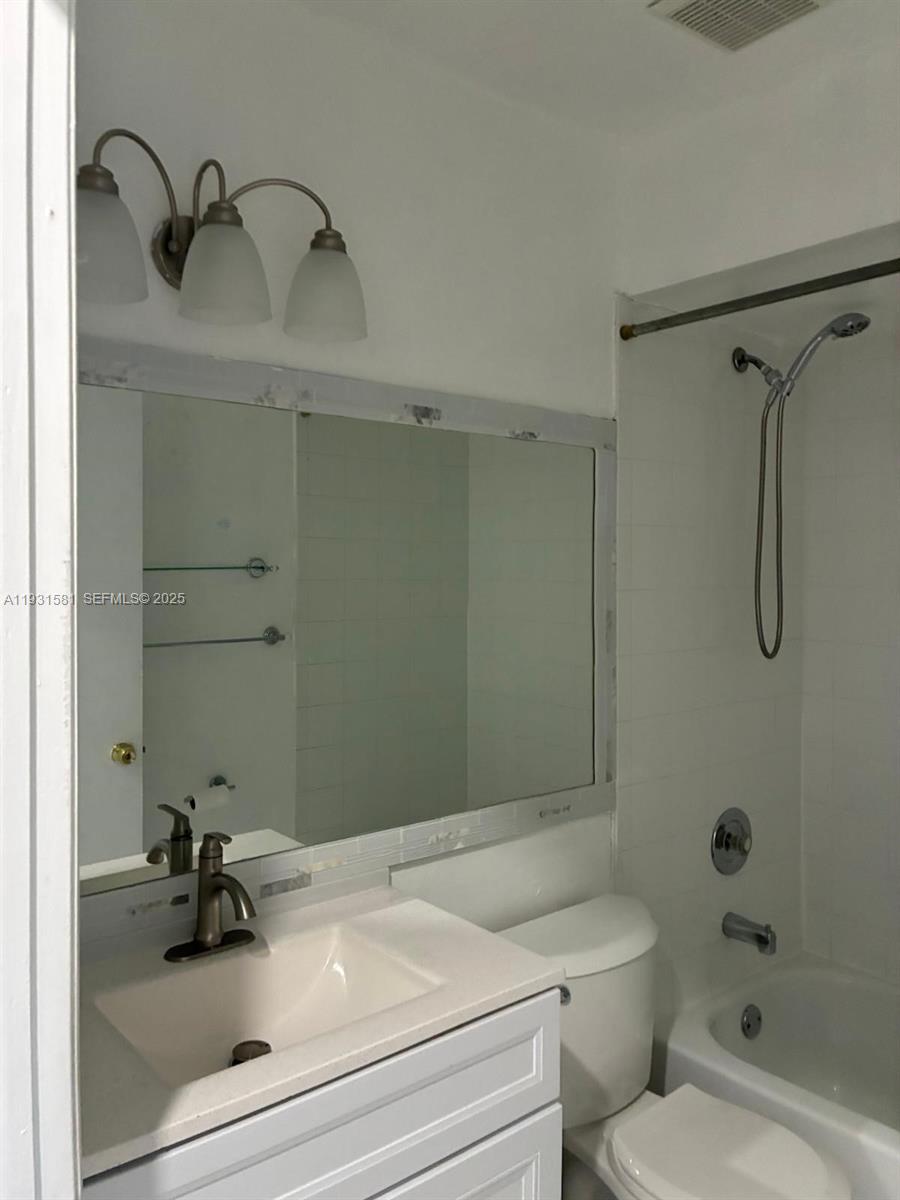 16055 SW 112th Ter # 16055