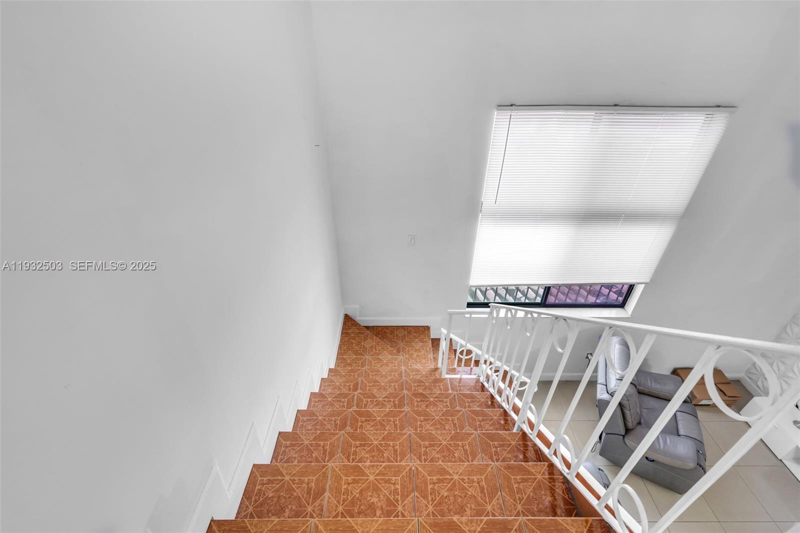 2740 W 63rd St # 206