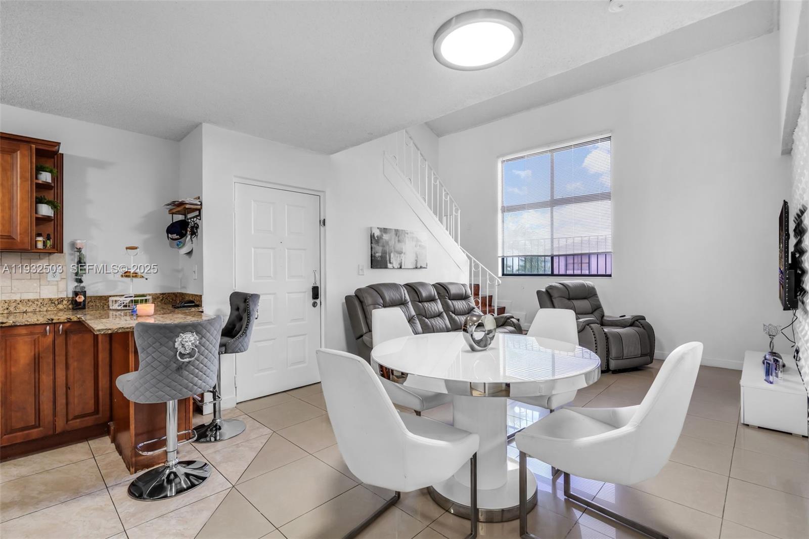 2740 W 63rd St # 206