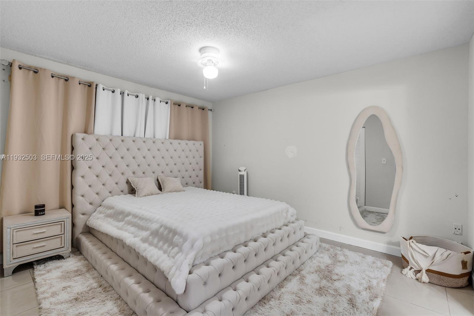 2740 W 63rd St # 206