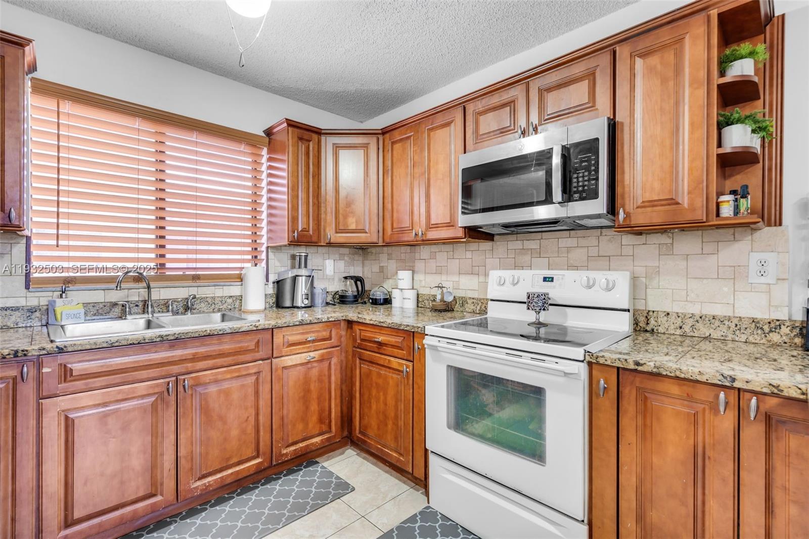 2740 W 63rd St # 206