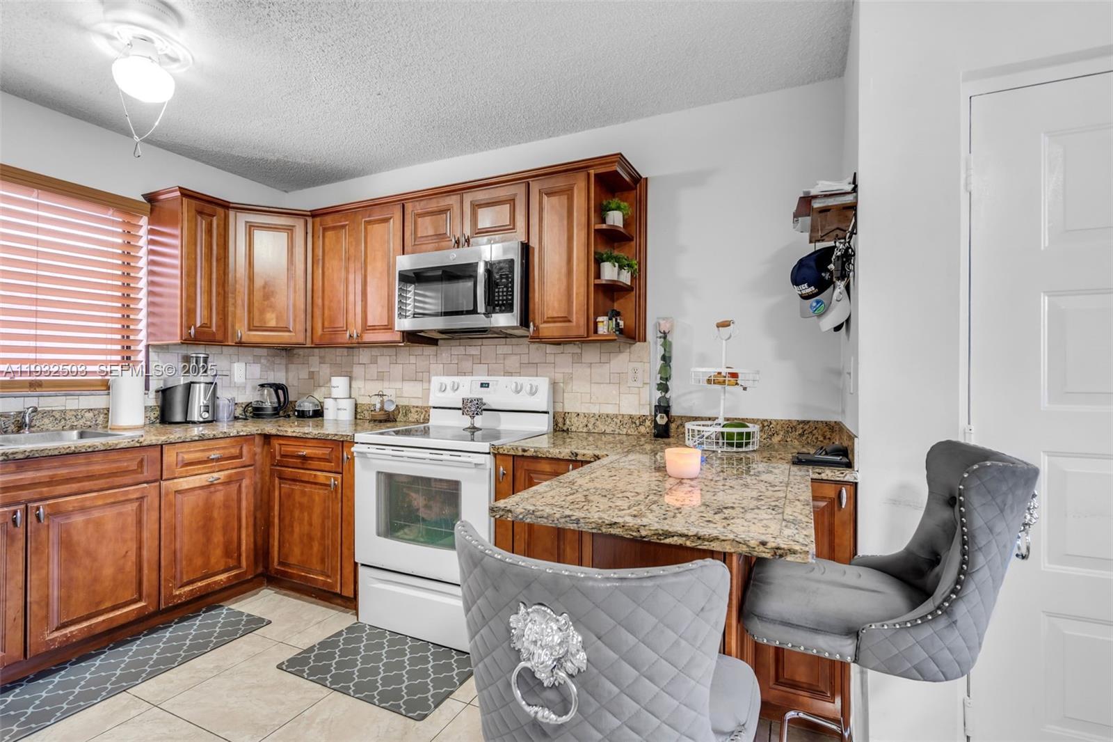 2740 W 63rd St # 206