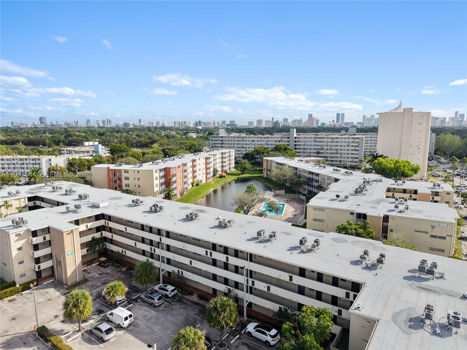 1690 NE 191st St # 1 Unit: 404-1