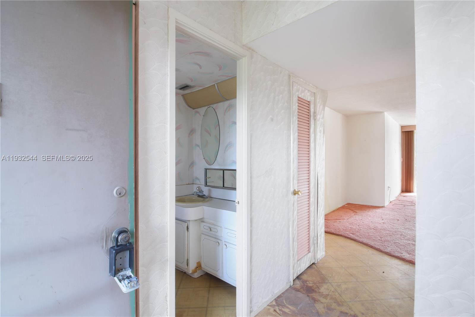 1690 NE 191st St # 1 Unit: 404-1