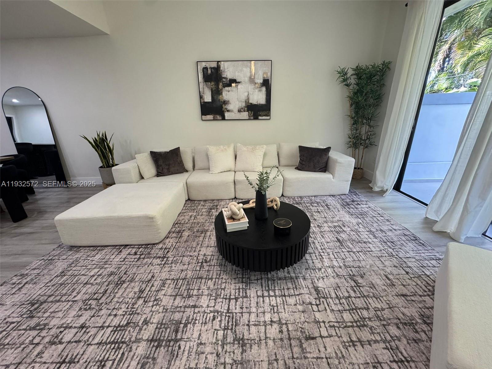 10109 NW 52nd Ter