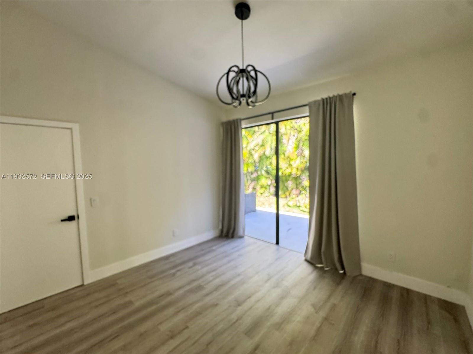 10109 NW 52nd Ter