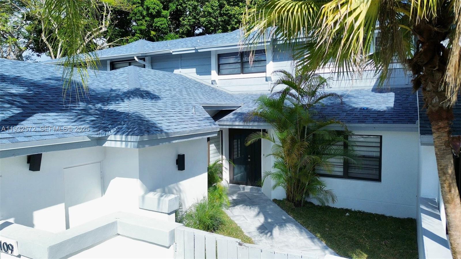 10109 NW 52nd Ter