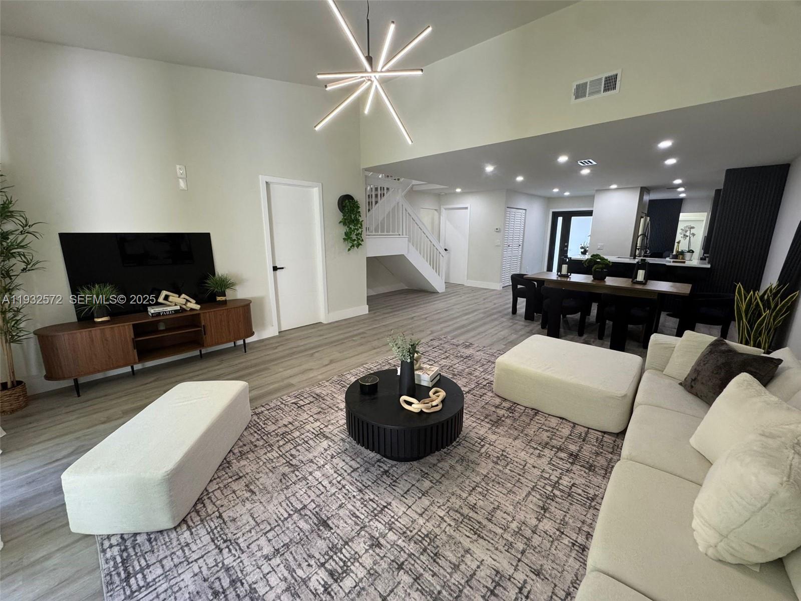 10109 NW 52nd Ter