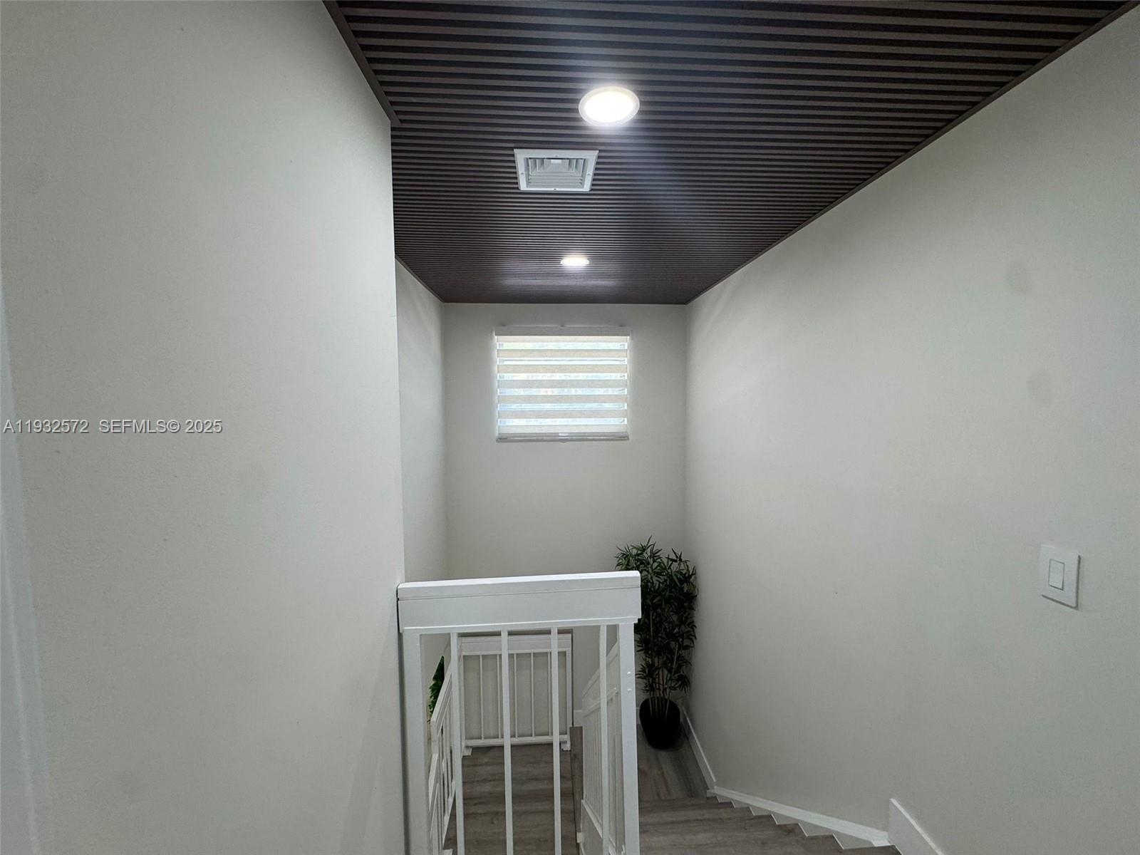 10109 NW 52nd Ter
