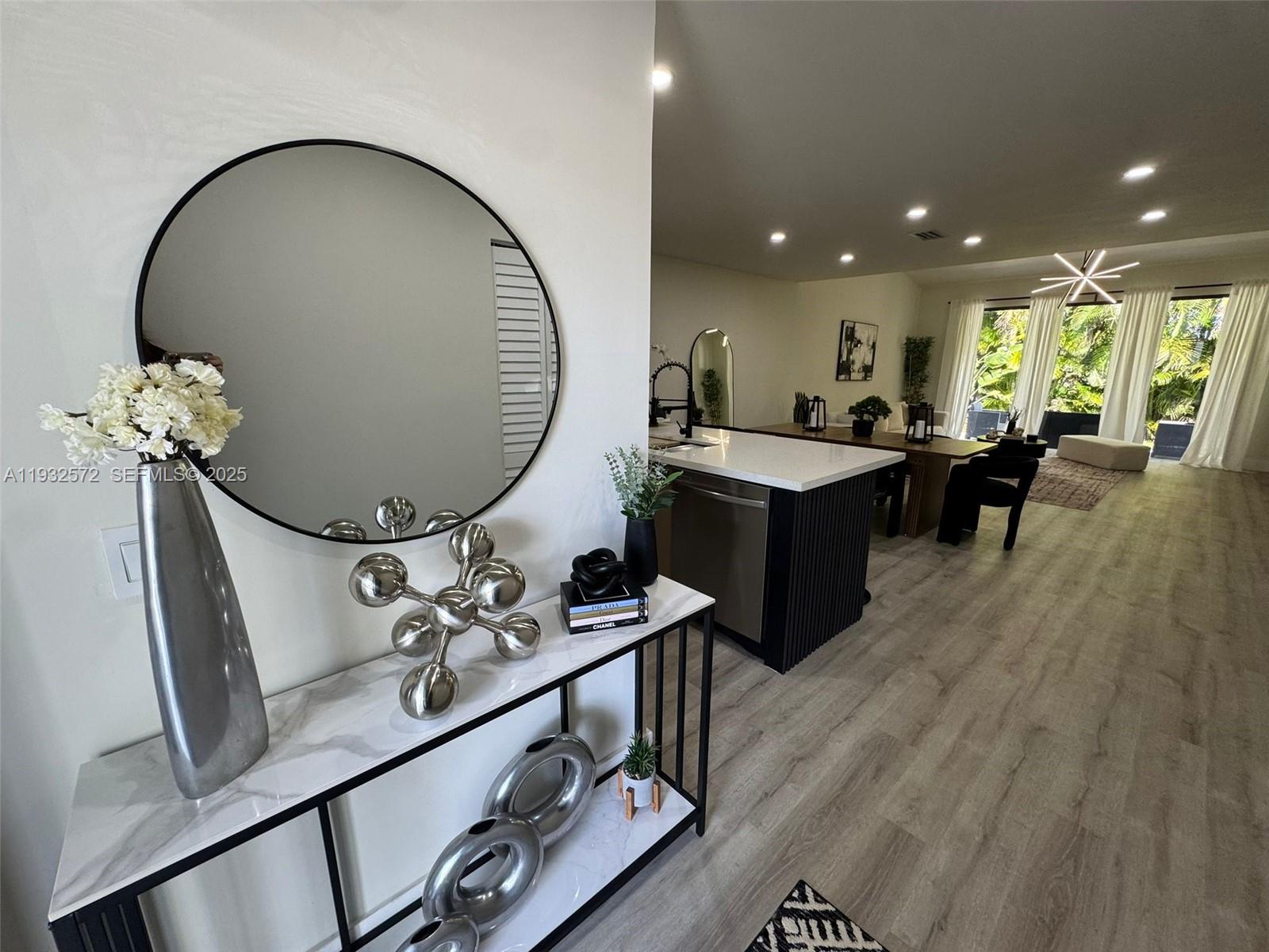 10109 NW 52nd Ter