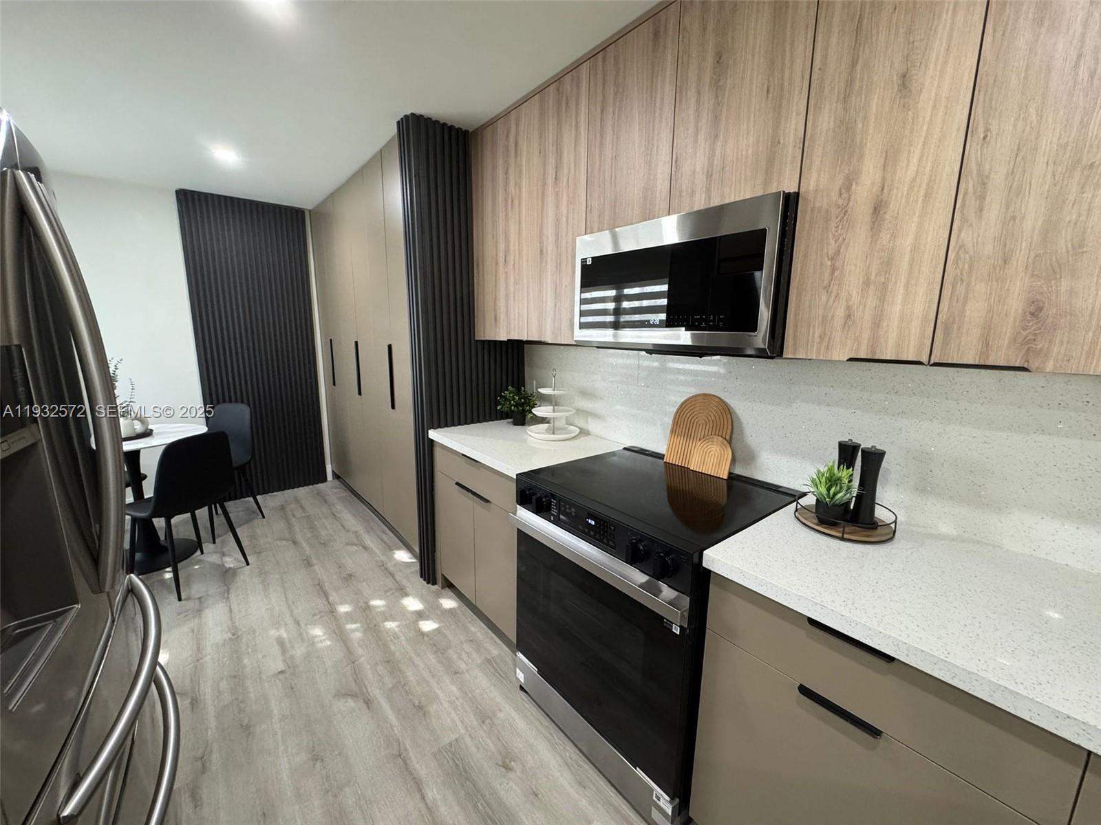 10109 NW 52nd Ter