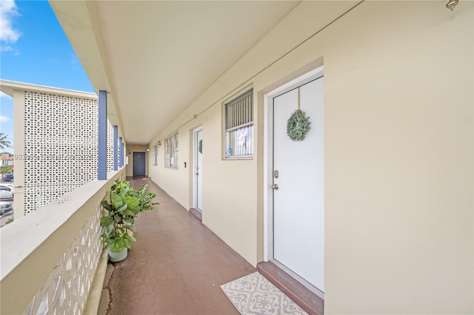 11960 NE 19th Dr # 17