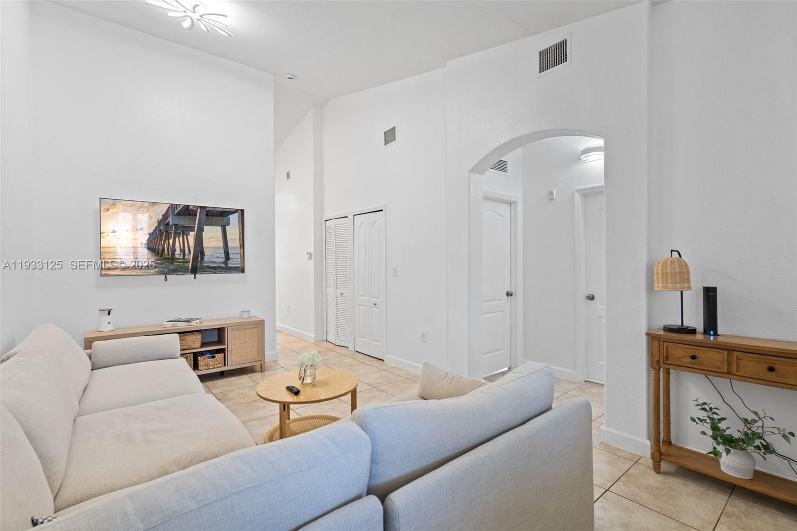 2731 SE 17th Ave # 211