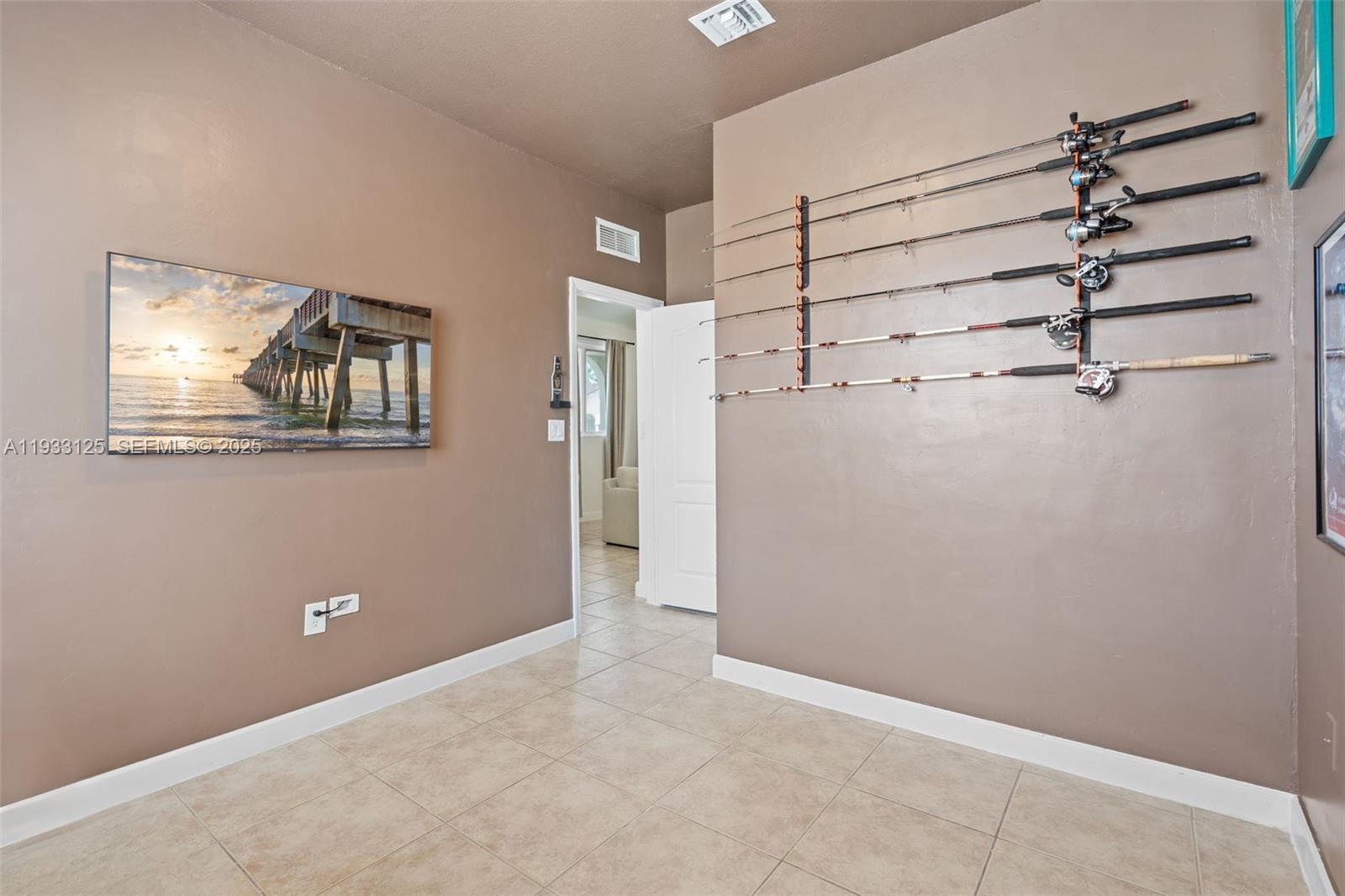 2731 SE 17th Ave # 211