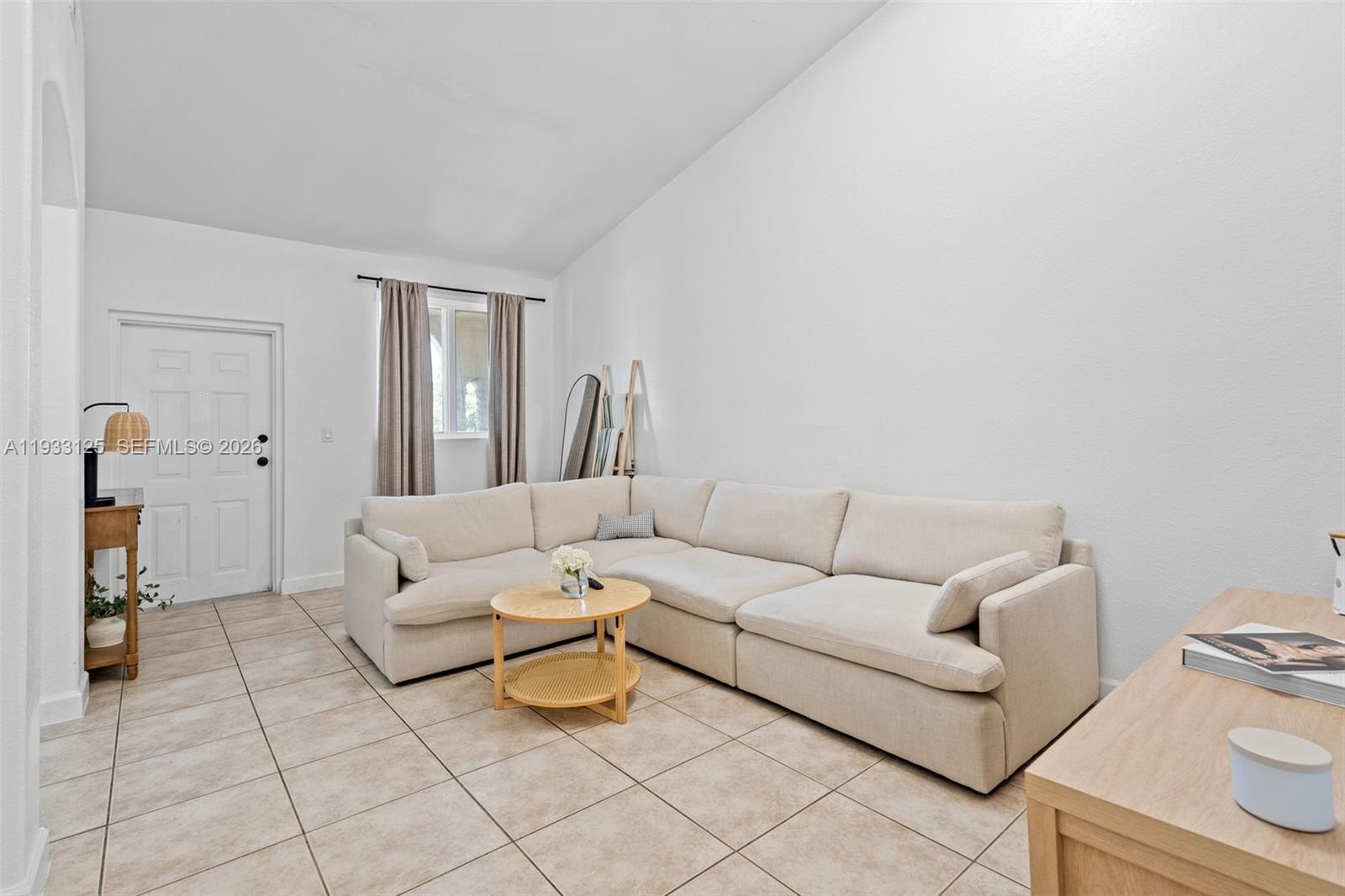 2731 SE 17th Ave # 211
