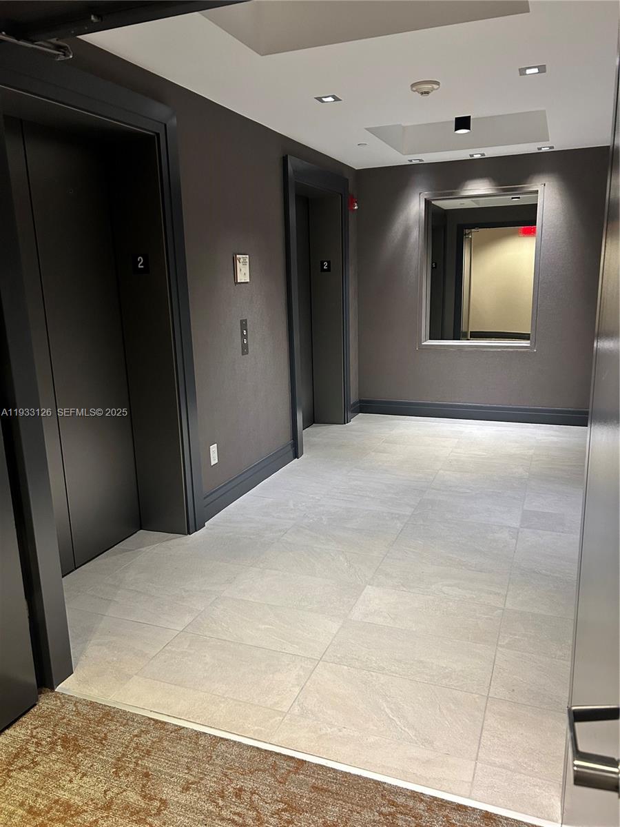 1050 Brickell Ave # 608