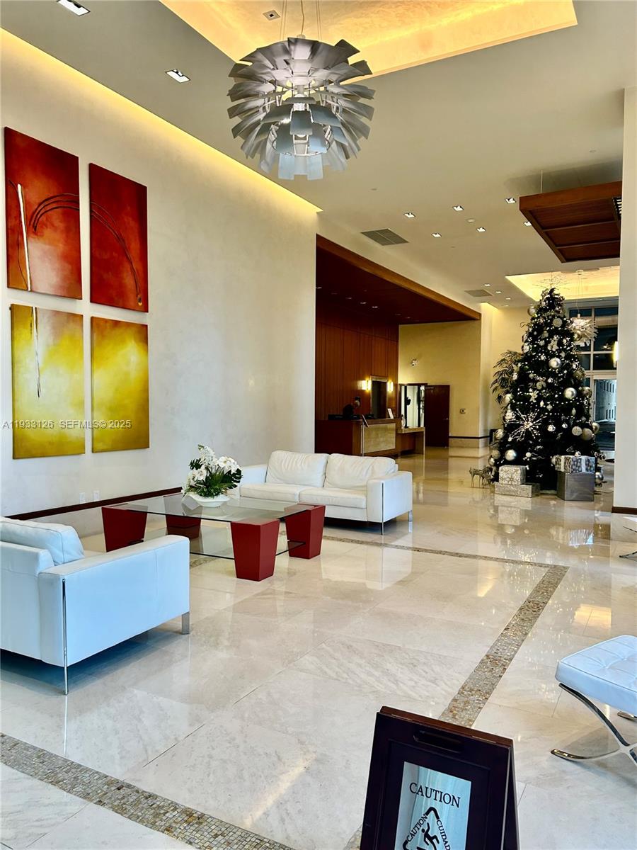 1050 Brickell Ave # 608