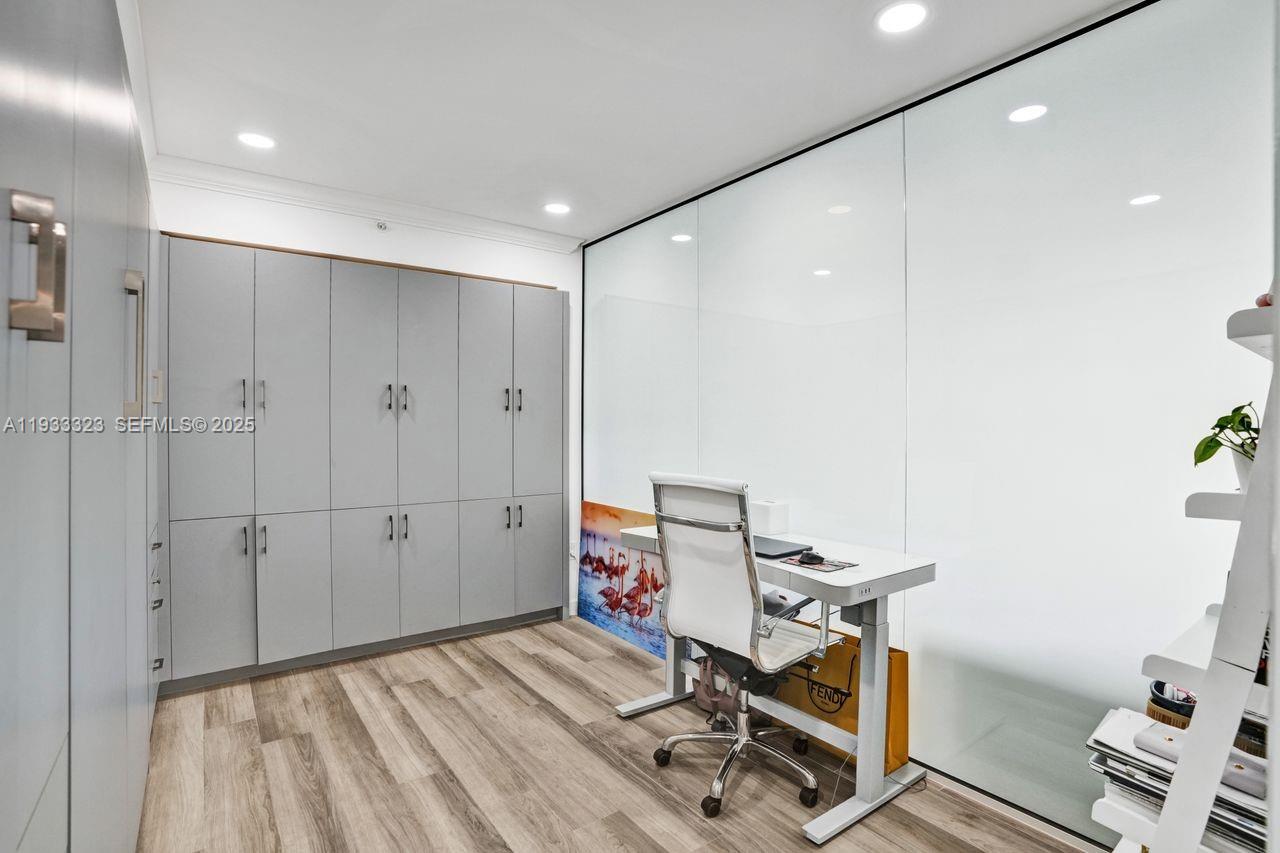 1 Century Ln # 510