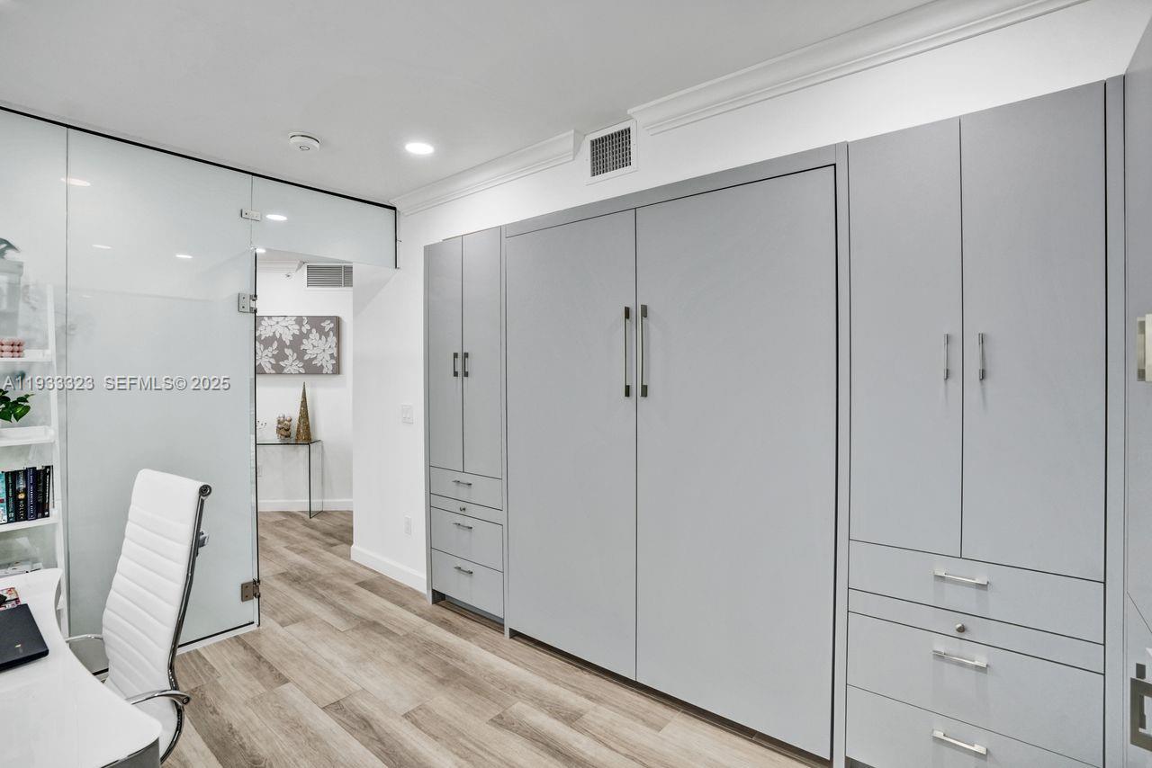 1 Century Ln # 510