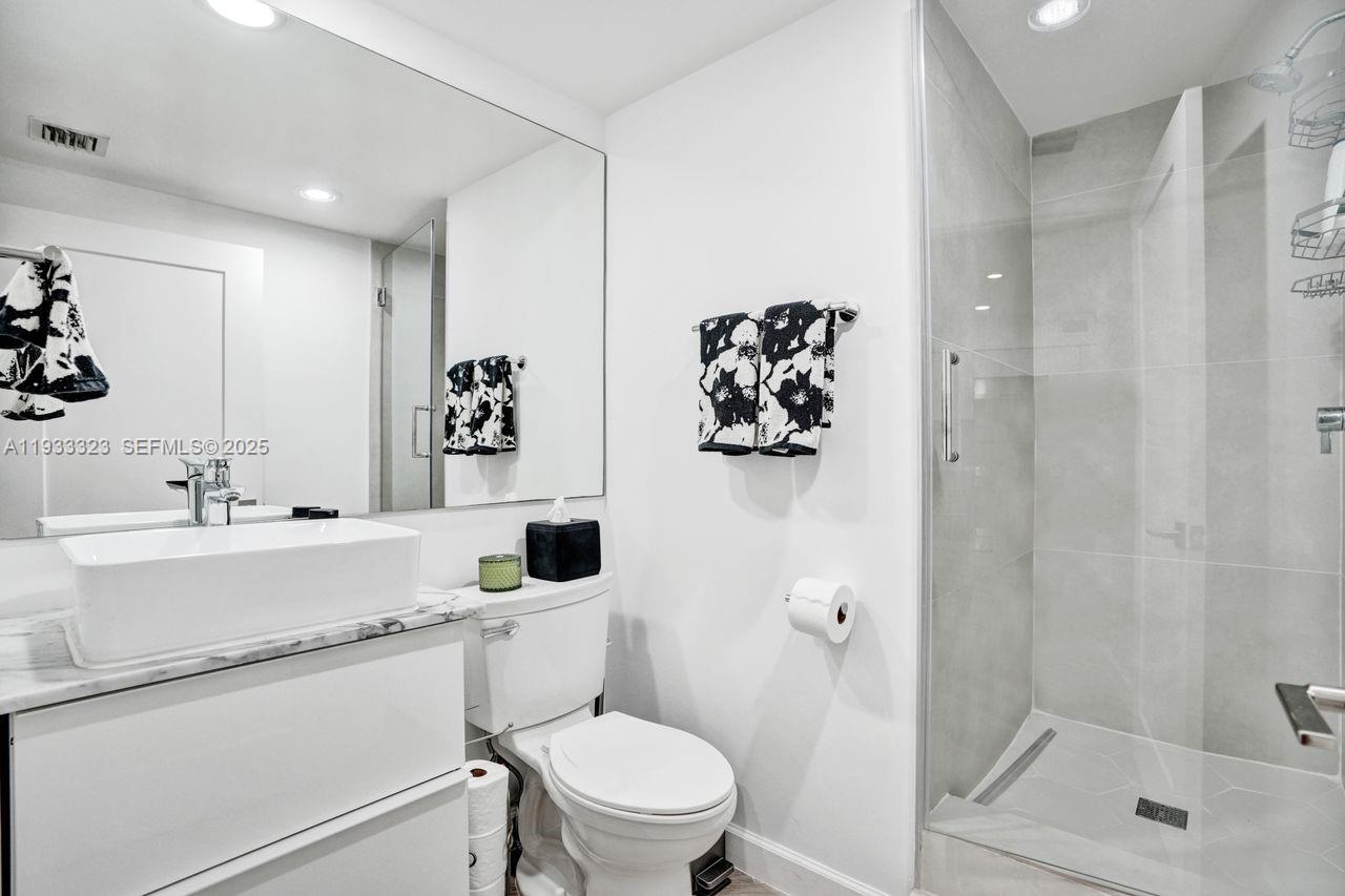 1 Century Ln # 510