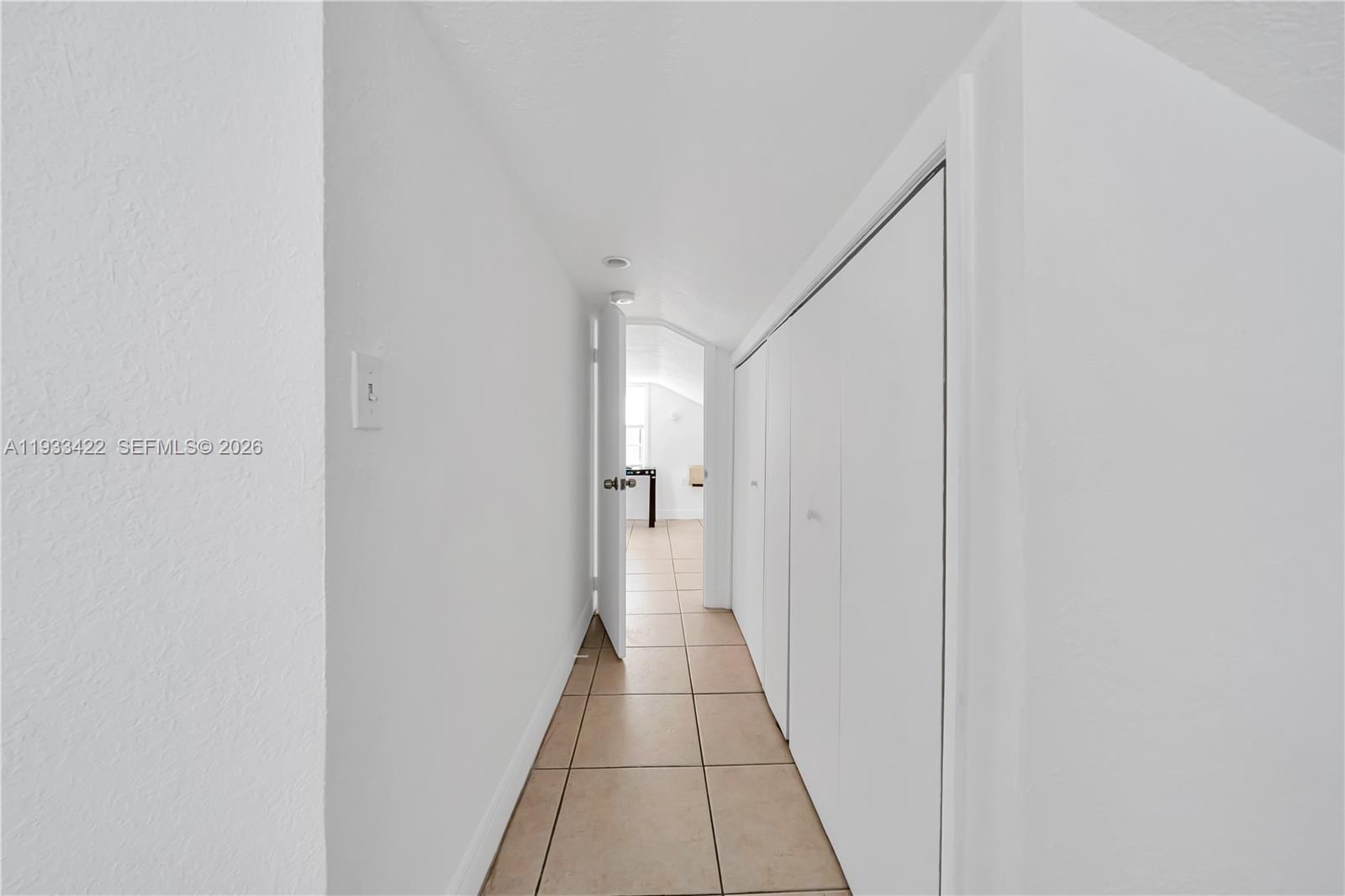 2731 SW 24th St # 2731