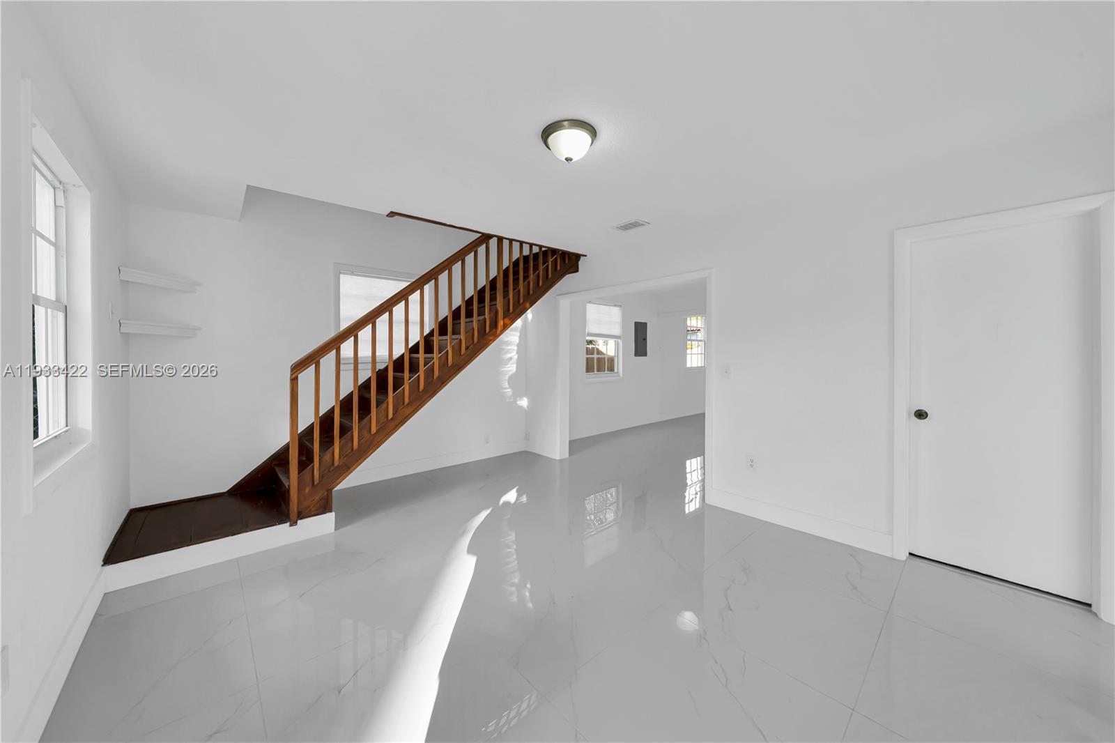 2731 SW 24th St # 2731